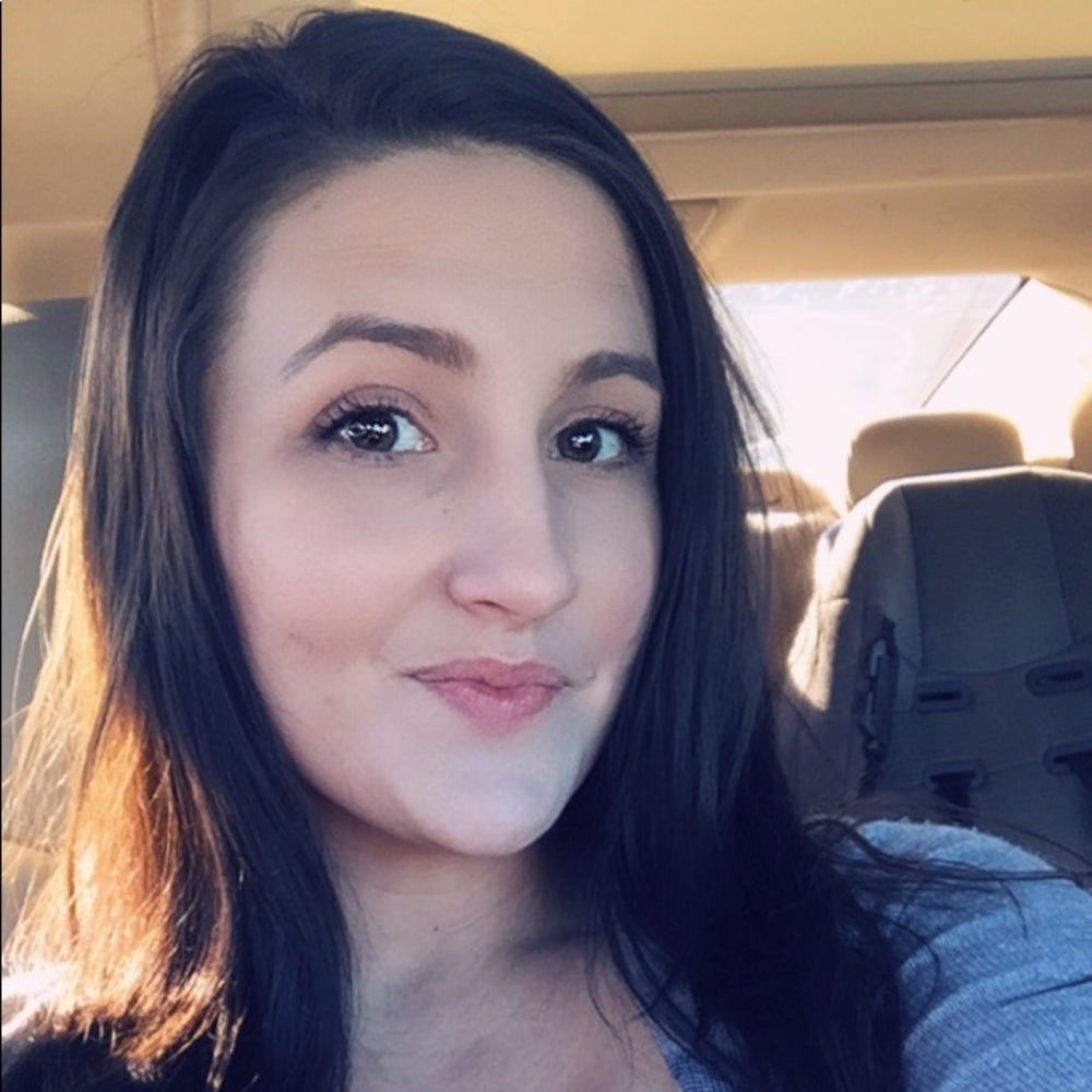 Meet your Posher, Nichole